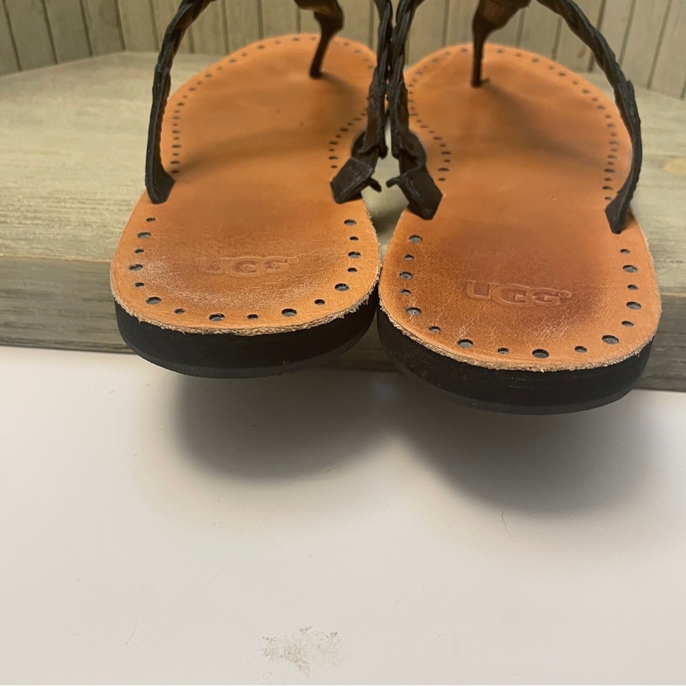 UGG Black Braided Leather Sandals 9 - Picture 4 of 8